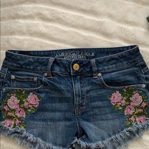 american eagle floral embroidered jean shorts